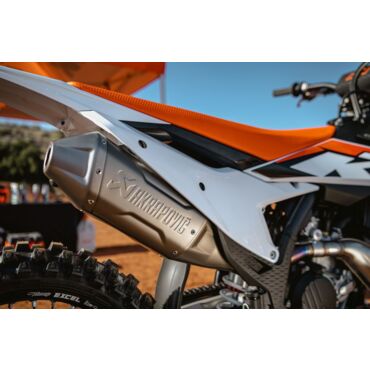 Akrapovic Slip on - line - миниатюра 1