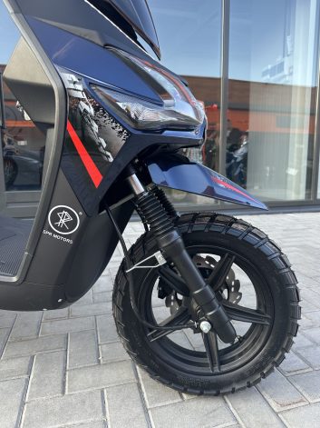 Скутер SPRMOTORS Zoom 9