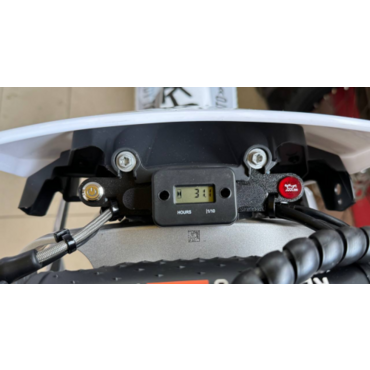 Кронштейн для установки счетчика моточасов вместо приборной панели CNC KTM A49014069000 2024+ - миниатюра 1