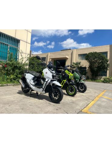 Скутер SPRMOTORS TANK NEW