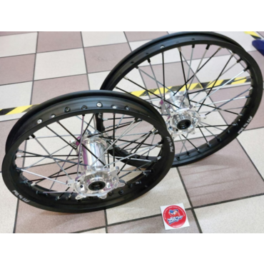 AdvProWheel комплект колес R21*1,6 + R18*2,15 ( фрезерованные ступицы / черные обода / спицы зебра ) EXC EXCF 17-> TE FE 17-> - миниатюра 1
