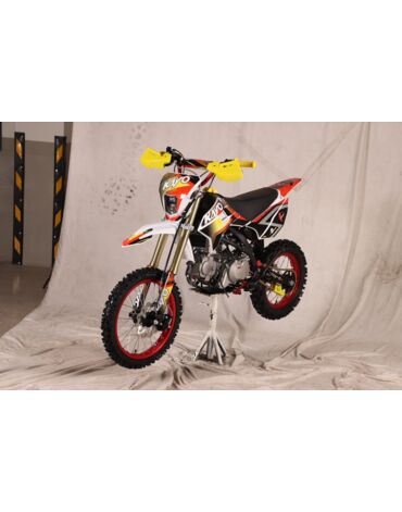 Питбайк KAYO EVOLUTION YX140EM 17 14 KRZ 26 (механ. сцепл., эл. стартер)