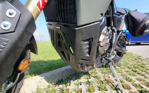 Защита двигателя (верхняя часть) пластиковая черная Yamaha Tenere 700 T7 19 24  - фото 1