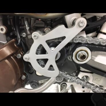 RallyRaid  защита передней звездочки 690 (RRP 008) - миниатюра 2