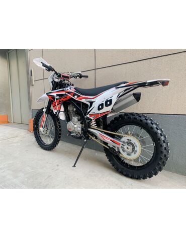 Мотоцикл BSE Z4
