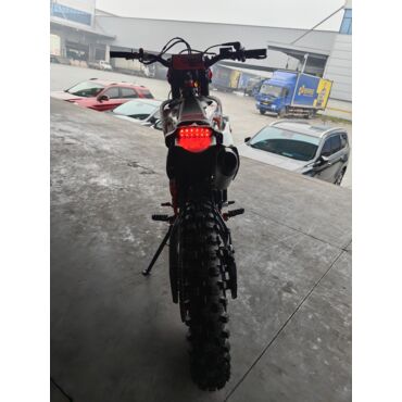 Мотоцикл Sanchez Bandit YB300R - миниатюра 3