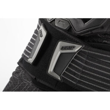 Leatt Детская Защита тела 5.5 Body Protector Black - миниатюра 2