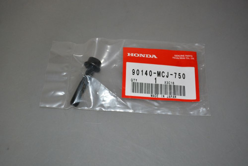 Болт 8X40 90140 MCJ 750 - фото 1