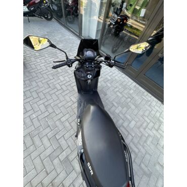 Скутер SPRMOTORS Zoom 9 - миниатюра 4