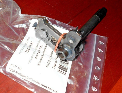 Вал переключения передач KTM 250SX F,350SX F 16 20, 250EXC F, 350EXC F 17 21 / Husqvarna FC250, FC350 16 20, FE250, FE350 17 21 - фото 1
