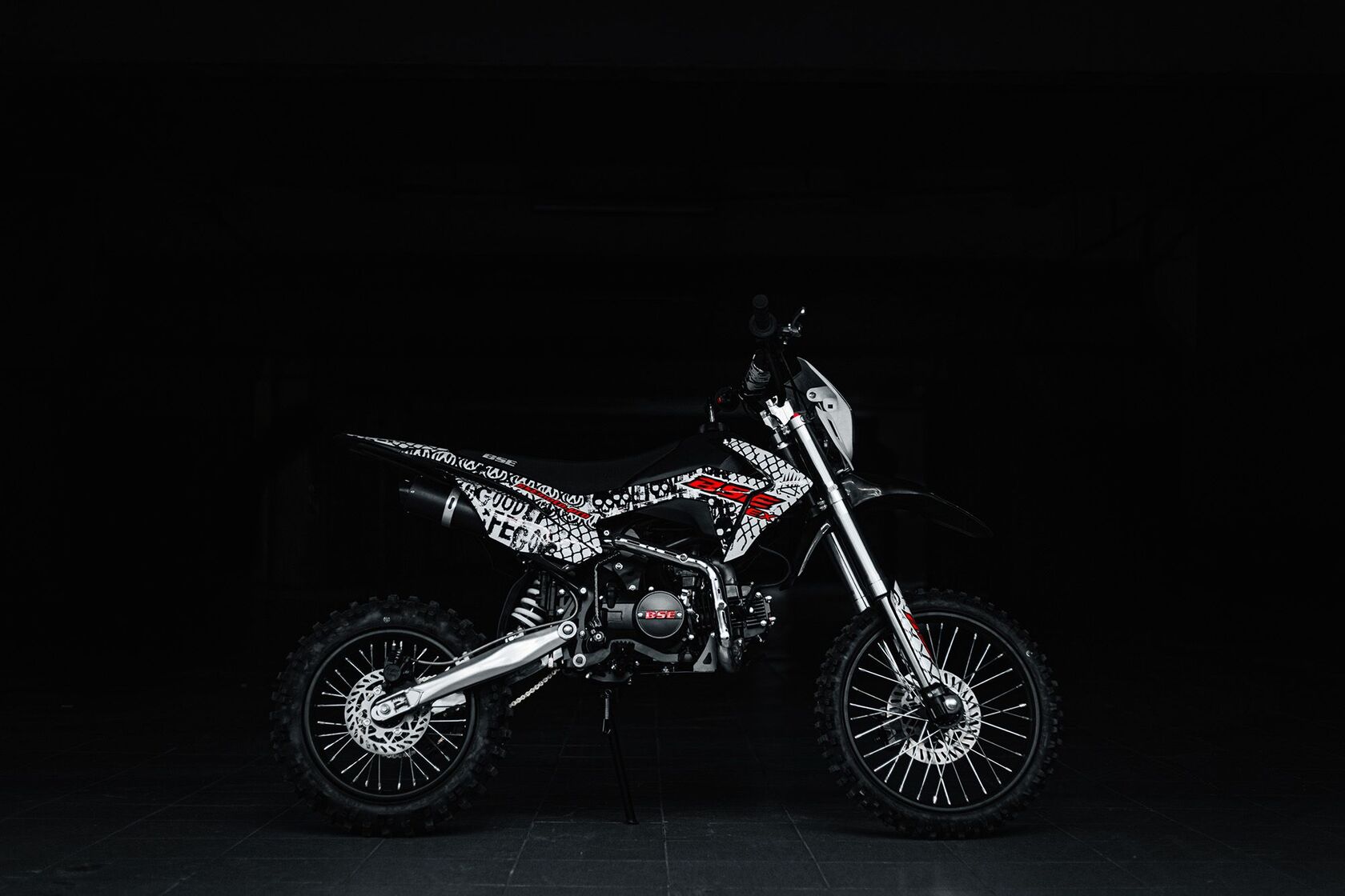 Питбайк BSE EX 125e 14 12 Max13 White Red 1 - фото 4