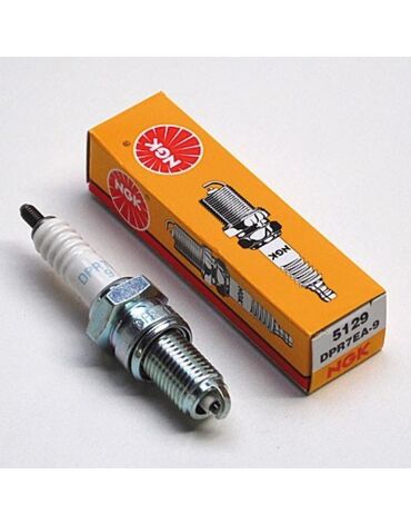NGK Свеча зажигания DPR7EA 9 (5129)