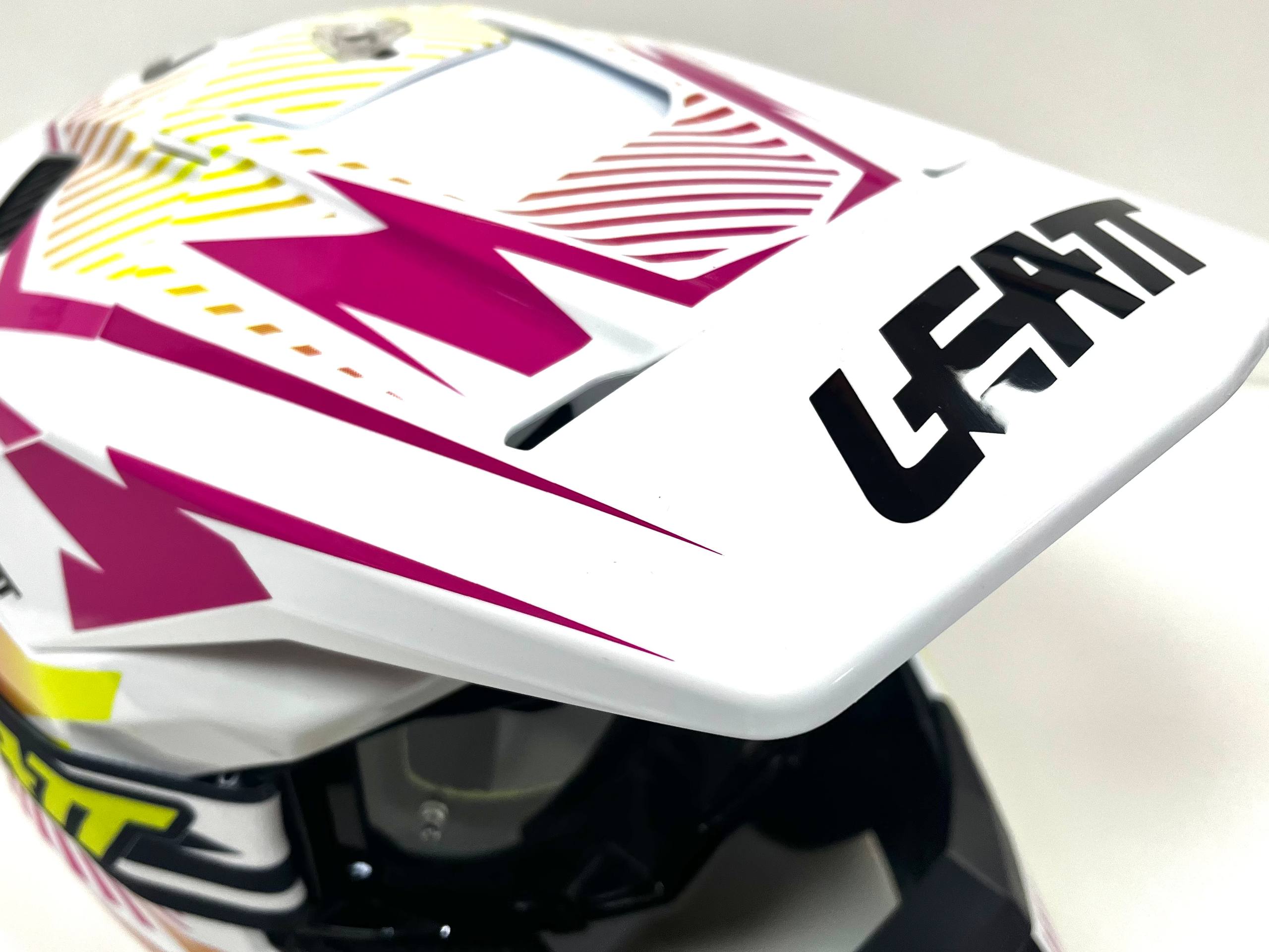 Шлем кроссовый Leatt Moto 3.5 V26 Storm Pink (ЧЗ) - фото 1