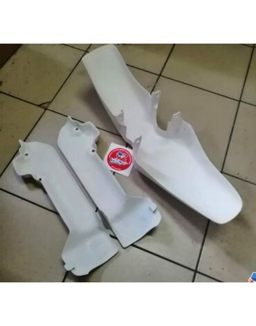 MRP крыло переднее с накладками XRV750 ( 90 03 ) RD04 07 A