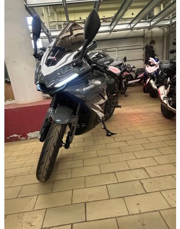 Мотоцикл GPX Demon 250 R