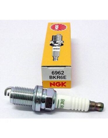 Свеча NGK BKR6E