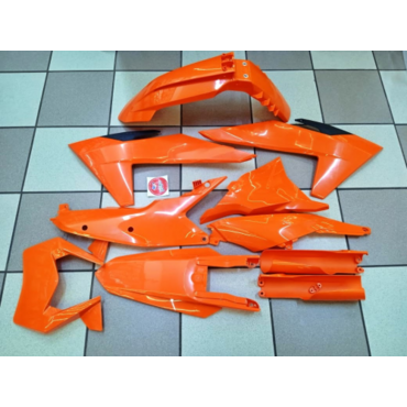 KTM комплект пластика ( оранжевый ) EXC EXCF 24-> ( 00010000387K ) - миниатюра 2