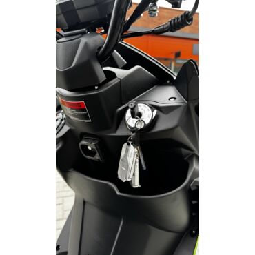 Скутер SPRMOTORS Force - миниатюра 3