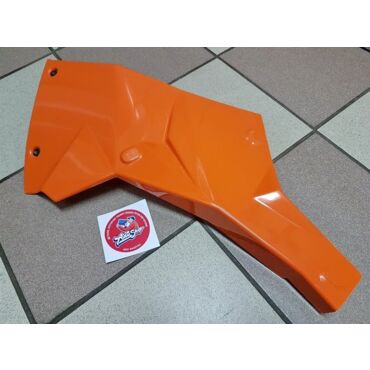RRP 280 LEFT ORANGE боковина обтекателя  EVO2  690 - миниатюра 1