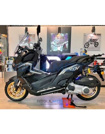 Скутер Regulmoto XDV ADVENTURE 300CC  без кофр (LJ300T 18) EFI 