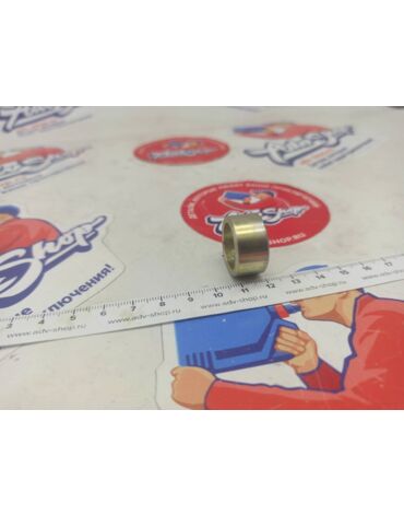 ADVS Втулка спейсер оси маятника / правая  XL650 XL700 ( 12mm * D23 * d17 ) реплика 52142KFK000