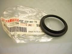 Пыльник OEM Yamaha (43F2314410) - миниатюра 1