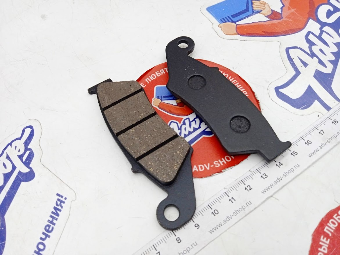 Tarazon YL F050 Semi Metalic Колодки тормозные перед XR250 96 04 / XL600 XL650 / XRV750 аналог ( 2P 225NS )