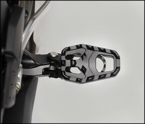 SW MOTECH широкие подножки (черные) CRF1000L Africa Twin (15-) ( 4052572038239 ) - фото 2
