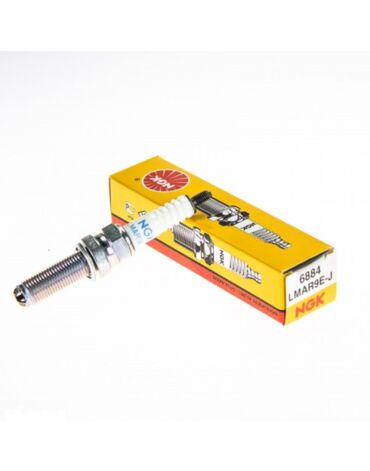 Свеча зажигания NGK LMAR9E J