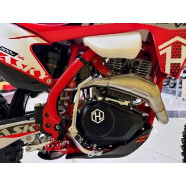 Мотоцикл Hasky V4 Racing (300cc, баланс. вал, 4 клапана) - миниатюра 5