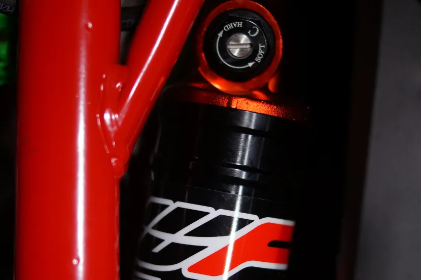 Мотоцикл BSE T9 PRO - фото 10