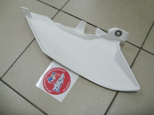 KTM боковая крышка R S белая FREERIDE 12 18 ( 7000804200028 ) - фото 2