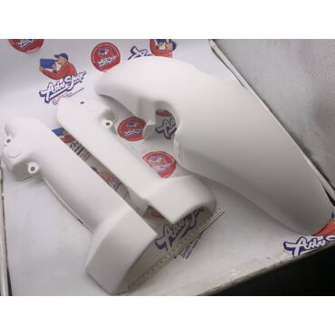 MRP крыло переднее с накладками XRV750 ( 90 03 ) RD04 07 A - миниатюра 2