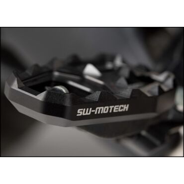 SW MOTECH широкие подножки (черные) CRF1000L Africa Twin (15-) ( 4052572038239 ) - миниатюра 3