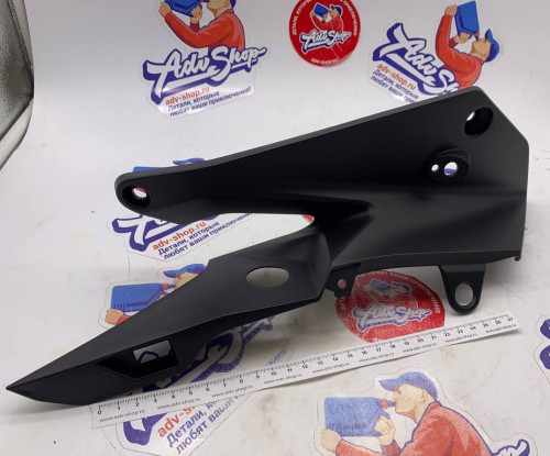 KTM Mask spoiler right Правый спойлер маски фары KTM 890 Adventure 23-> ( A61008004000C1 )