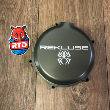 REKLUSE  - Крышка сцепления  KTM 450 EXC F (17 21), 450 SX F (16 21), 500 EXC (17 21), Husqvarna FC 450 (16 21), FE 450 (17 21), FE 501 (17 21), GasGas EX450F (21), MC450F (21) - миниатюра 1