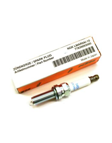 Свеча зажигания (NGK LMAR9AI 10)
