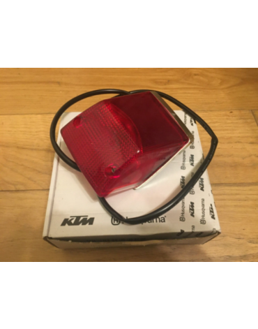 KTM Стоп сигнал в сборе EXC EXCF 97 11 / 690 USA! R SM 08 17 ( 50314040200 / 50314040100 )