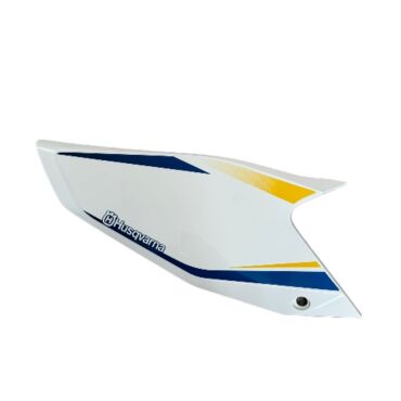 8130600400028C - Правая крышка воздушного фильтра Husqvarna (2014 2016)  - миниатюра 1