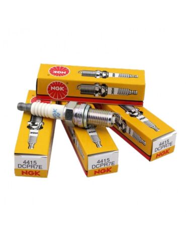 Свеча NGK DCPR7E