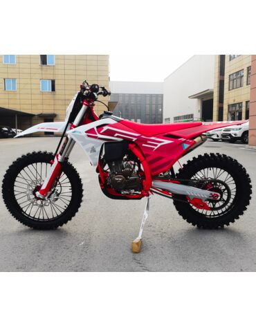 Мотоцикл кроссовый GURUENDURO AIR LITE GAS RED