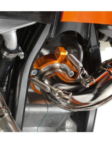 Защита выпускного фланца оранжевая KTM 250 300EXC 17 23