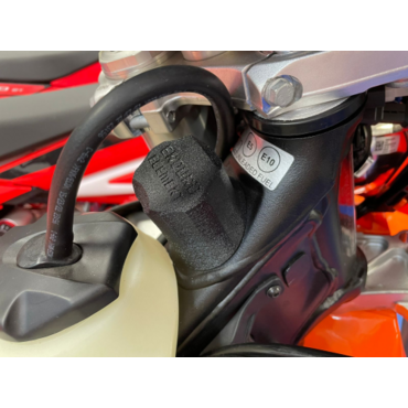 Заглушка пыльник крышки маслобака Enduro Element OEM 55638070033 KTM TBI 2024+ - миниатюра 2