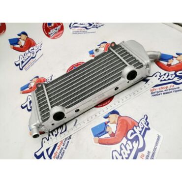 KTM Радиатор левый EXC 12 16 ( 77035007500 / 77035007300 / 77035007200 / 77035007100 ) - миниатюра 3