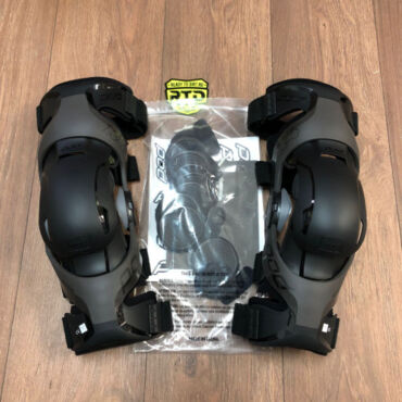 POD K4 2.0 Graphite Black, Защита колена детская подростковая - миниатюра 10