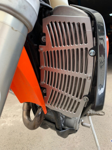 EMX TECH BLACK Составная защита радиаторов ( черная ) KTM EXCF / EXC TPI TBI 17 24 // HQV TE FE 17 24 // GAS EC EX 21 24 ( 74 19 005 BLK ) - фото 3