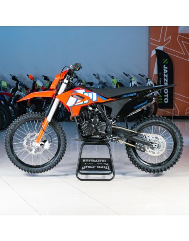Кроссовый мотоцикл Apollo Tracker 250LE 21 18 Красный черный