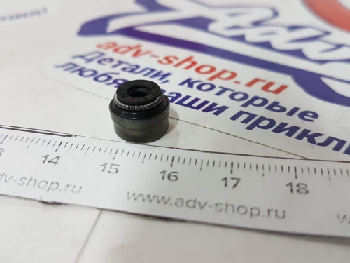 KTM маслосъемный колпачок SX F / EXC 250 / 450 / 500 / 530 08 19 ( 77036027000 )