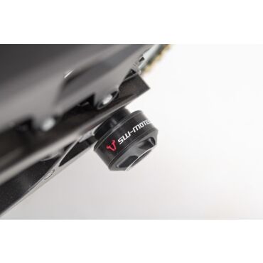 SW MOTECH слайдеры в заднюю ось (черные) КТМ 1050 1090 1190 Adv 1290 SAdv. (4052572023525) - миниатюра 2
