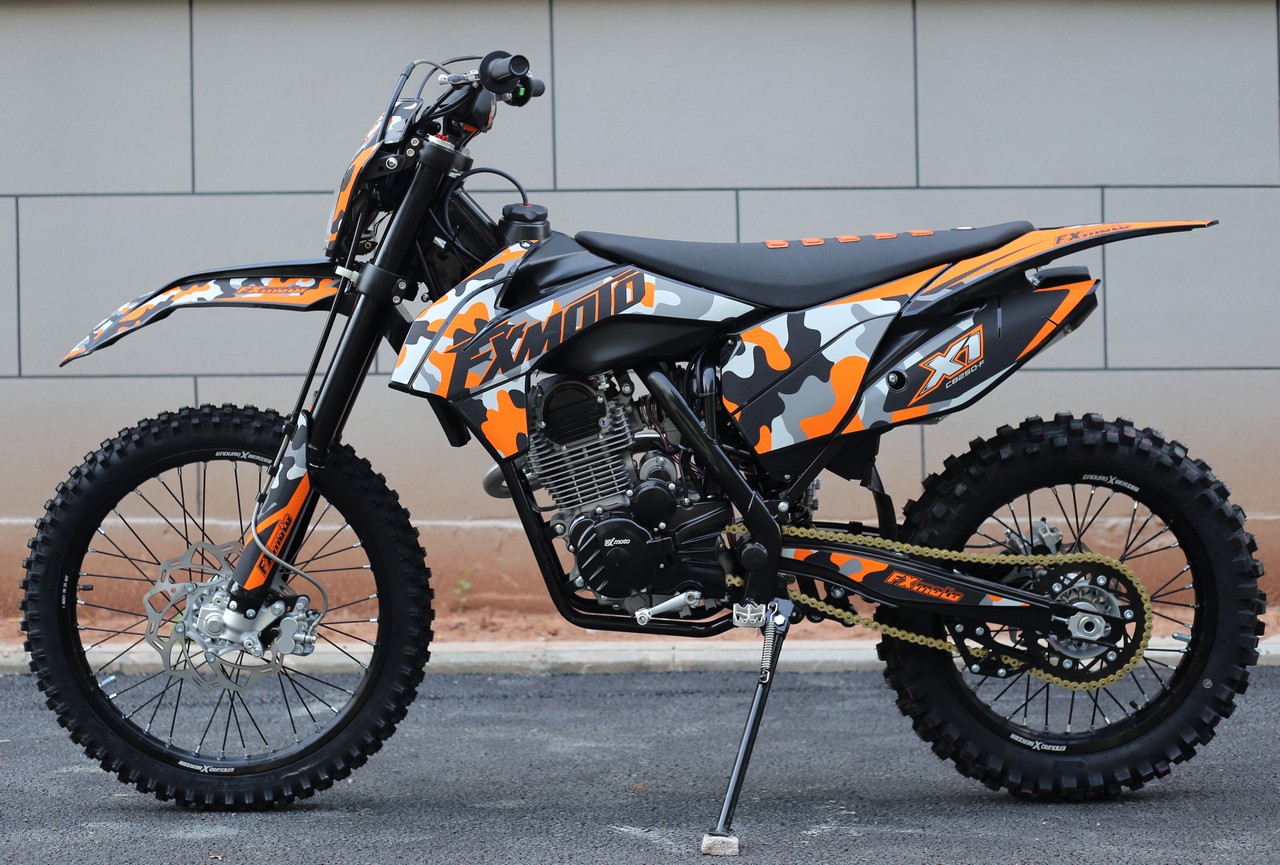 Кроссовый мотоцикл FXmoto X1 CB250F 21 18 оранжевый